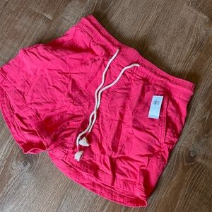 Old navy shorts in medium, nwt